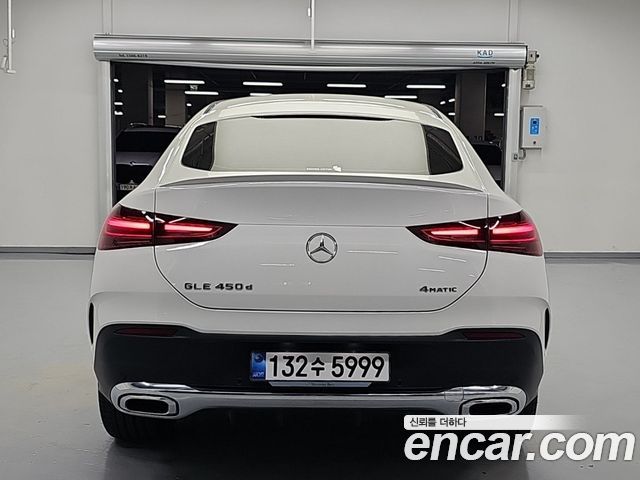 Mercedes-Benz GLE-Class 2026 — photo 3