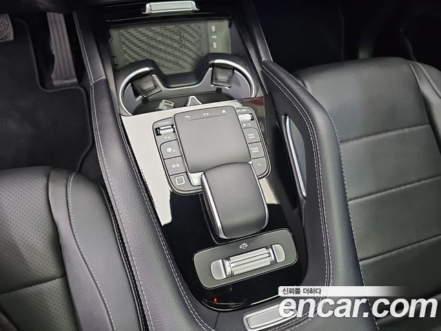 Mercedes-Benz GLE-Class 2026 — photo 17