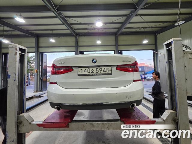 BMW Gran Turismo 2020 — photo 2