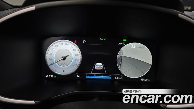Hyundai Santafe 2021 — photo 11
