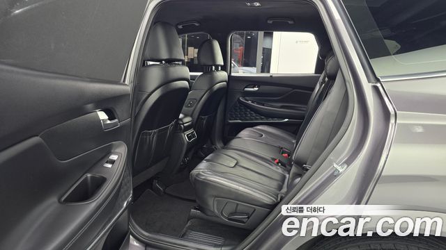 Hyundai Santafe 2021 — photo 18