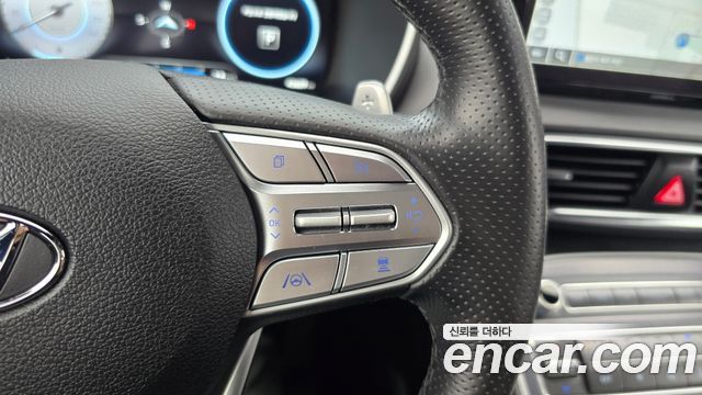 Hyundai Santafe 2021 — photo 31