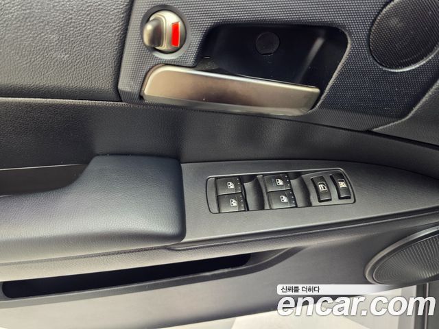 KG Mobility KORANDO 2012 — photo 12
