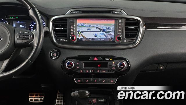 Kia Sorento 2017 — photo 20