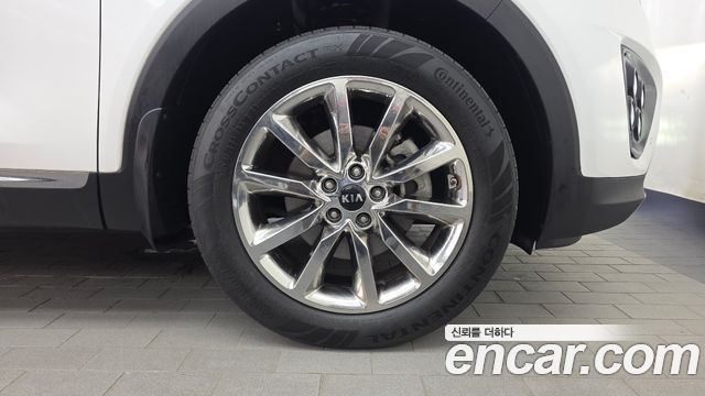 Kia Sorento 2017 — photo 7