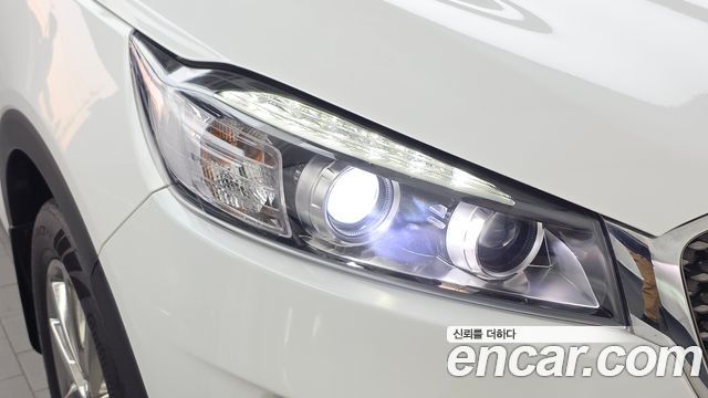 Kia Sorento 2017 — photo 8