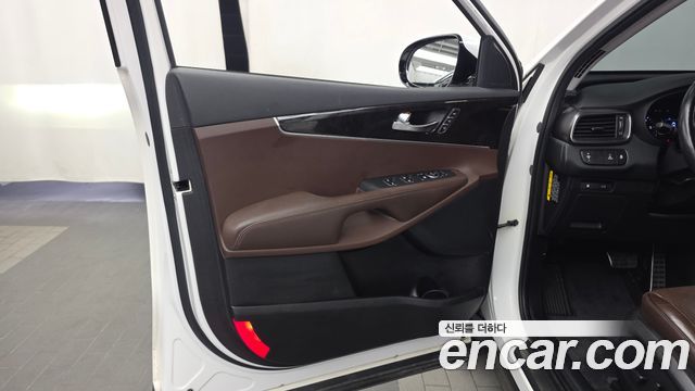 Kia Sorento 2017 — photo 14
