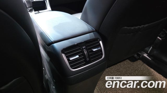Hyundai Grandeur 2018 — photo 29