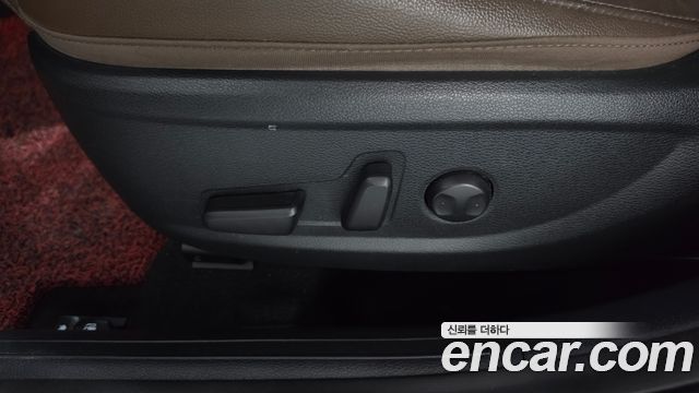 Kia K3 2019 — photo 31