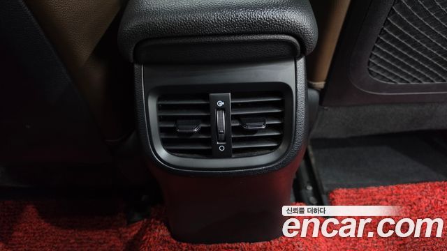 Kia K3 2019 — photo 35