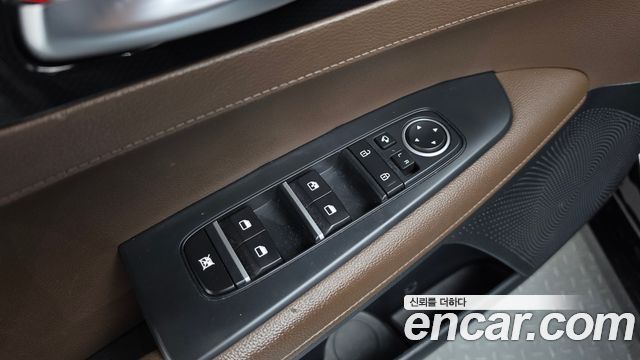 Kia K3 2019 — photo 37