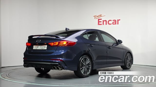 Hyundai AVANTE 2018 — photo 2