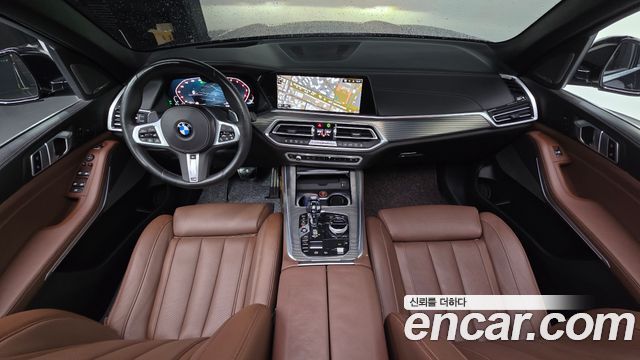 BMW X5 2021 — photo 10