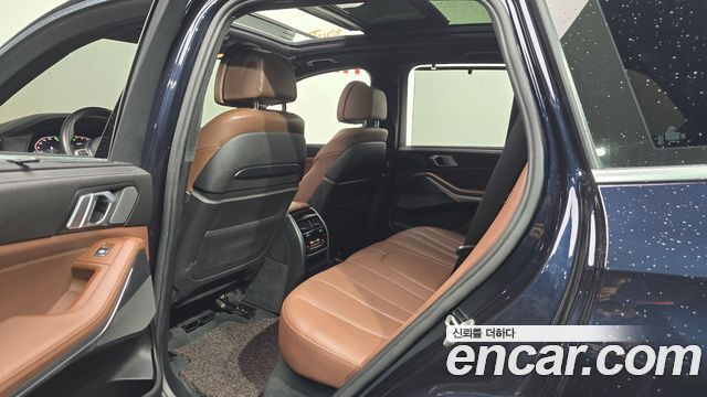 BMW X5 2021 — photo 17