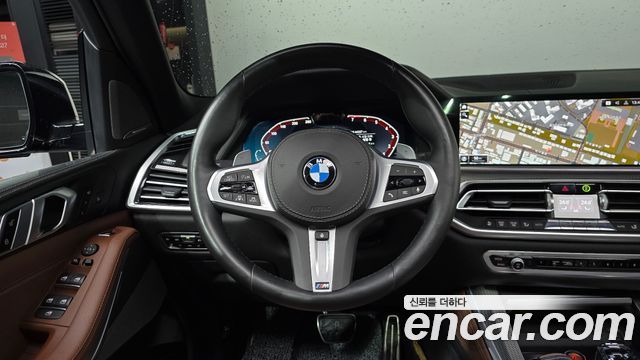 BMW X5 2021 — photo 18