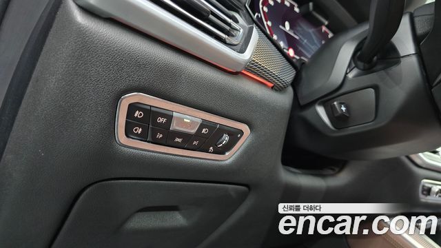 BMW X5 2021 — photo 23