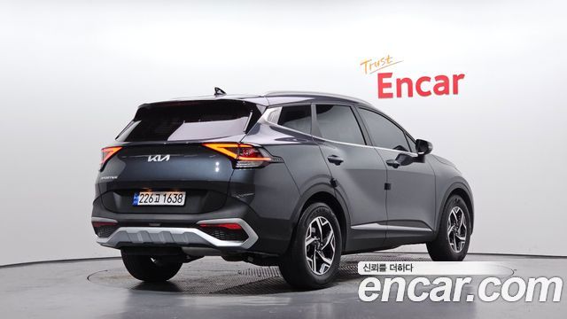 Kia Sportage 2022 — photo 2