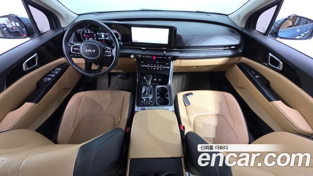 Kia Canival 2022 — photo 10