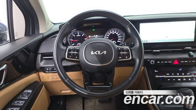 Kia Canival 2022 — photo 20