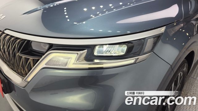 Kia Canival 2022 — photo 8