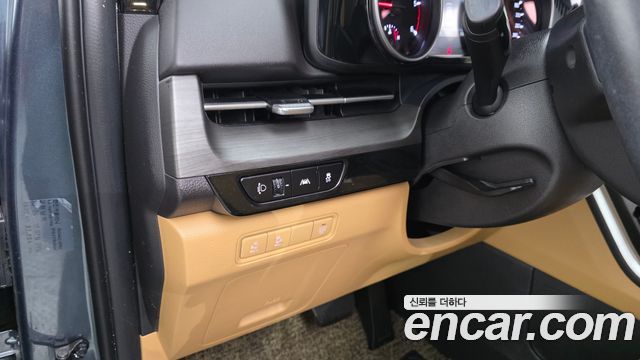 Kia Canival 2022 — photo 28