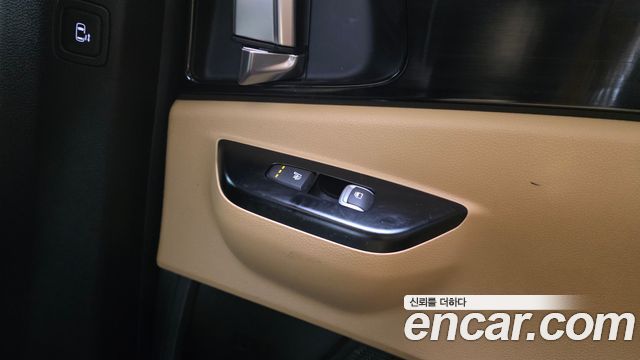Kia Canival 2022 — photo 30