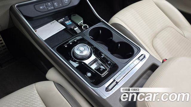 Kia Canival 2025 — photo 9