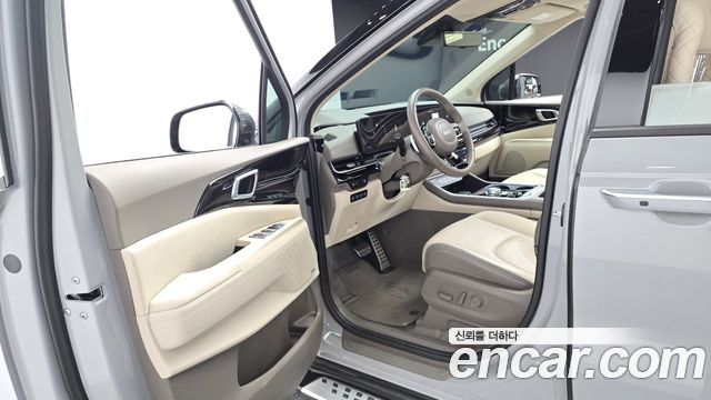 Kia Canival 2025 — photo 10