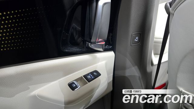 Kia Canival 2025 — photo 20