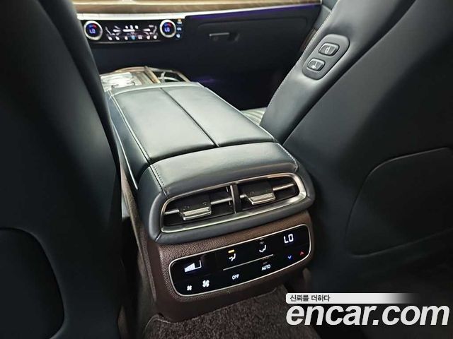 Genesis G80 2021 — photo 13