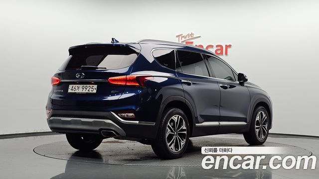 Hyundai Santafe 2019 — photo 2