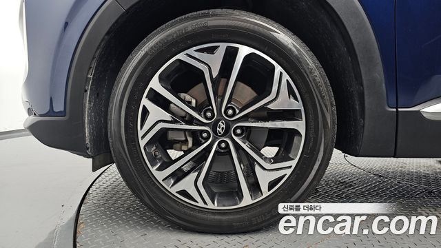 Hyundai Santafe 2019 — photo 5