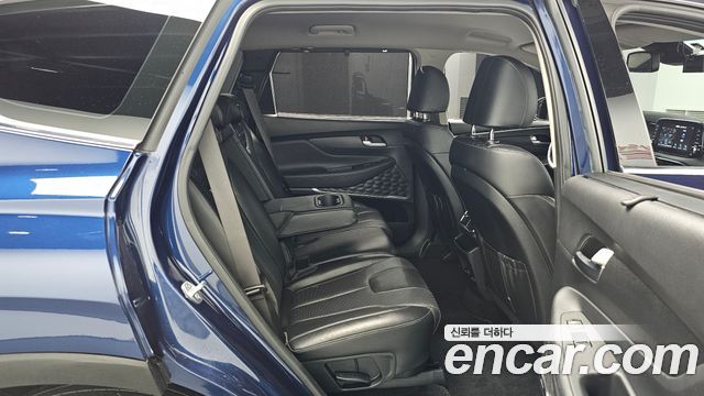 Hyundai Santafe 2019 — photo 17