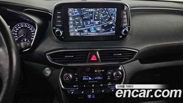 Hyundai Santafe 2019 — photo 20