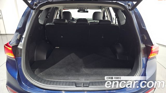 Hyundai Santafe 2019 — photo 26