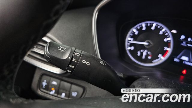 Hyundai Santafe 2019 — photo 32