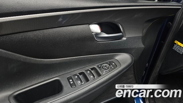 Hyundai Santafe 2019 — photo 35