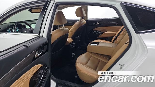 Kia K7 2020 — photo 11