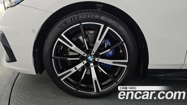 BMW 5-Series 2025 — photo 5