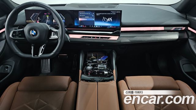 BMW 5-Series 2025 — photo 10