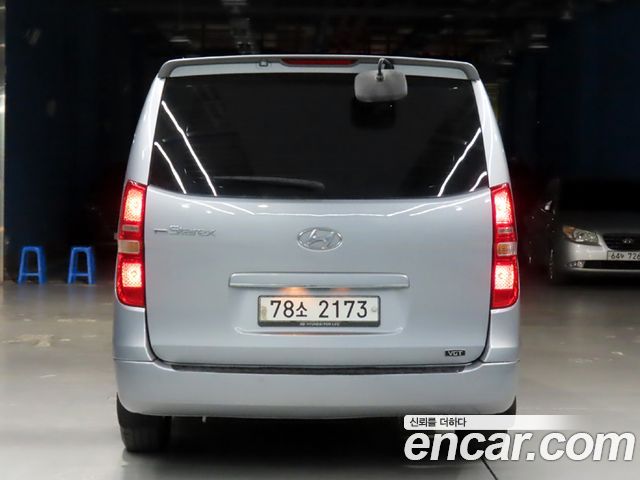 Hyundai Starex 2013 — photo 3