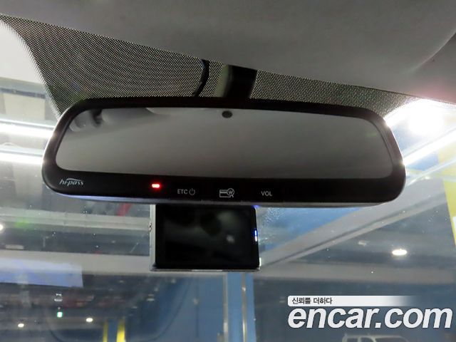 Hyundai Starex 2013 — photo 16