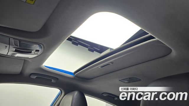 Hyundai Ioniq 2016 — photo 23