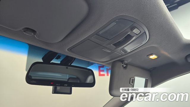 Hyundai Ioniq 2016 — photo 26