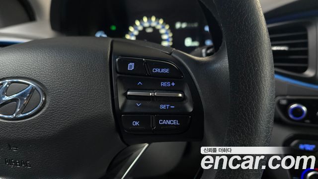 Hyundai Ioniq 2016 — photo 27