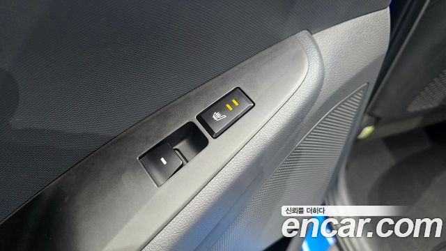 Hyundai Ioniq 2016 — photo 32