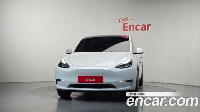Tesla Model Y 2022 — photo 3
