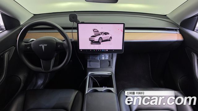 Tesla Model Y 2022 — photo 10