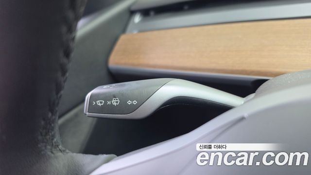Tesla Model Y 2022 — photo 28