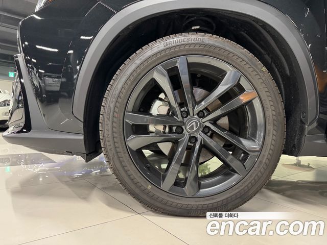 Lexus NX 2026 — photo 4